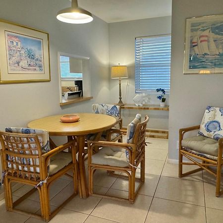 The Grove Beach Condominiums Delray Beach Exterior foto